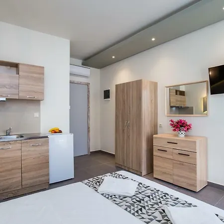 Appartement & Elisabeta *