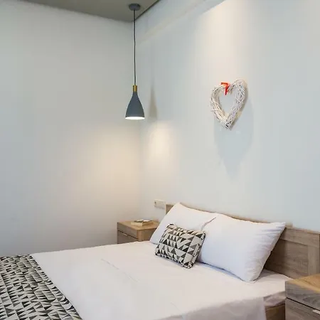 & Elisabeta * Λιμενάρια