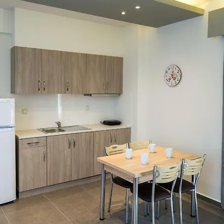 & Elisabeta Λιμενάρια